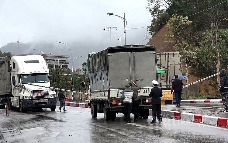 Điện tử hóa chứng từ, tiết kiệm nhiều chi phí giao dịch thương mại qua biên giới Điện tử hóa chứng từ, tiết kiệm nhiều chi phí giao dịch thương mại qua biên giới