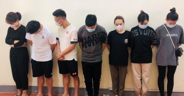 Lạng Sơn: 12 "nam thanh nữ tú" đang bay lắc trong khách sạn White-Hotel thì bị bắt