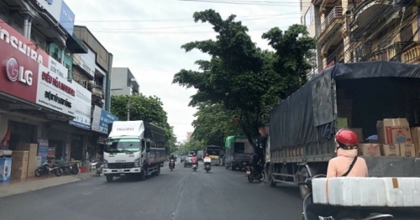 Vĩnh Phúc: Sẽ giải quyết dứt điểm tình trạng lấn chiếm lòng lề đường tại chợ đầu mối Thổ Tang