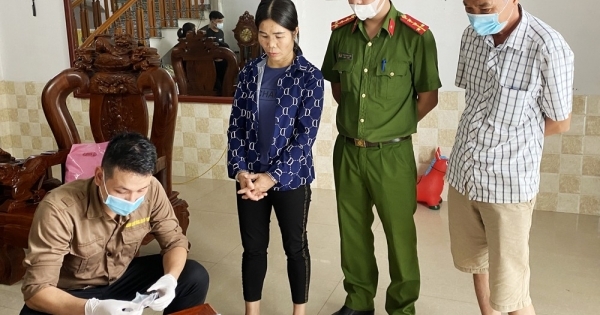 Lào Cai: Triệt phá thành công nhóm đối tượng chuyên giấu ma túy trong thùng trái cây