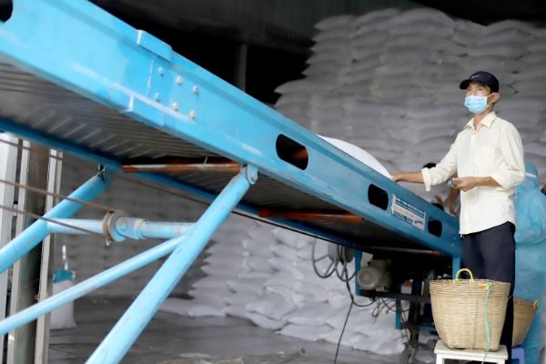 27.9- Xuat gao du tru quoc gia