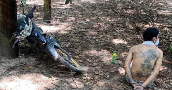 Vây bắt kẻ giết người trốn truy nã hơn 2 tháng trong rừng cao su