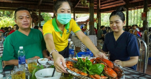 TP HCM: "Sau khủng hoảng ngành hiếu khách như du lịch sẽ bùng nổ mạnh"
