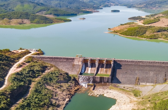 Thi hành kỷ luật đối với nguyên Phó Giám đốc Công ty Cổ phần Thủy điện Đăkđrinh