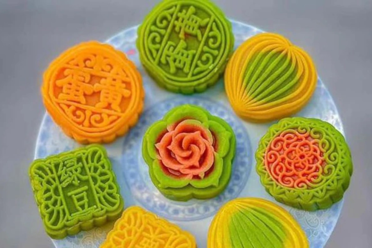 Nhiều mẫu bánh quảng cáo giao bán trên mạng xã hội