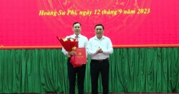 Hai Chủ tịch UBND huyện ở Hà Giang vừa được bầu là ai?