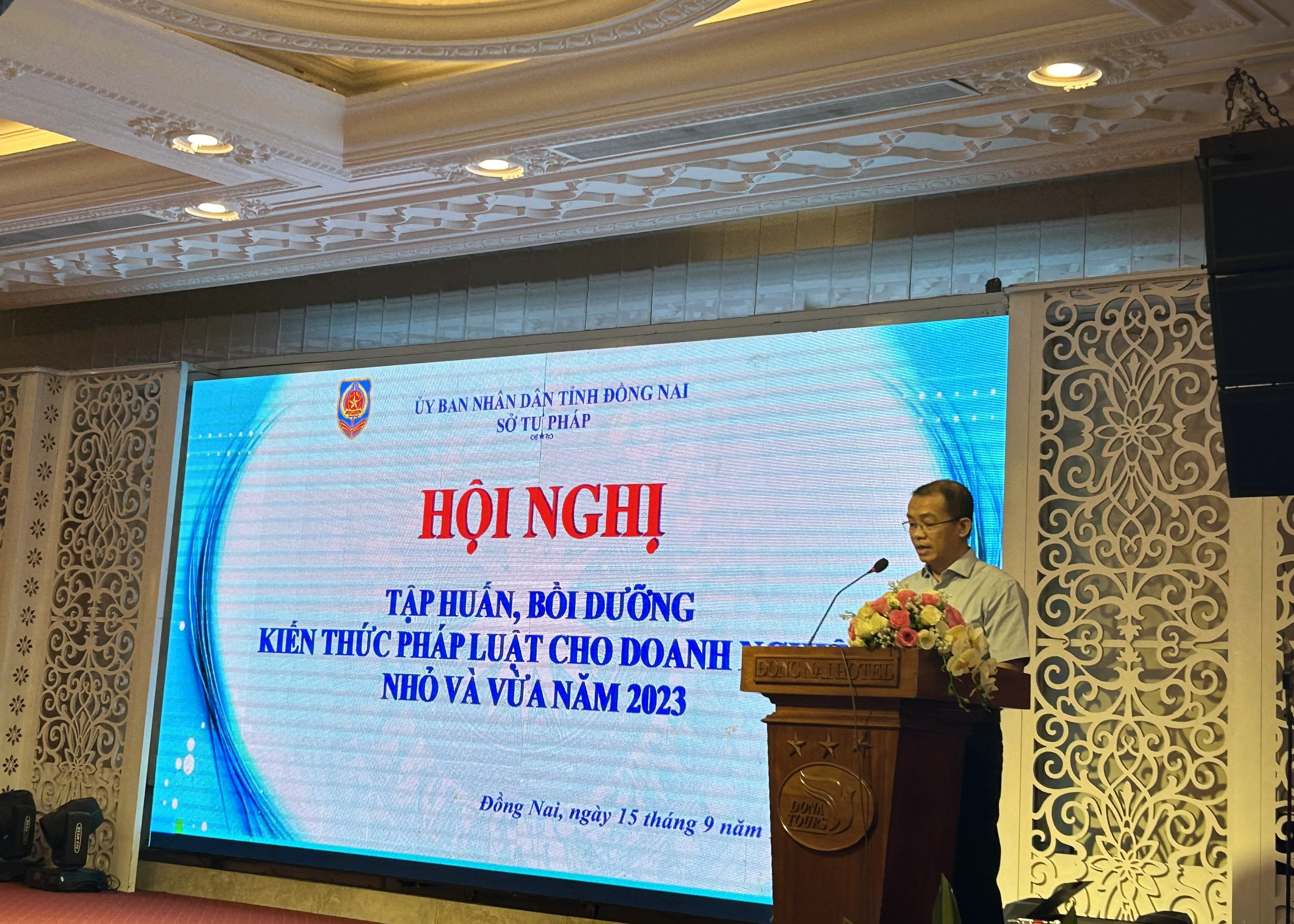 Ông Phan Quốc Tuấn – Phó Giám đốc Sở Tư pháp tỉnh Đồng Nai mong muốn các doanh nghiệp mạnh dạn trao đổi các vấn đề vướng mắc trong quá trình thực hiện công việc để tìm ra phương án giải quyết.