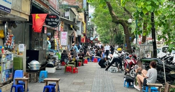 Chi tiết mức phí sử dụng vỉa hè tại TP HCM