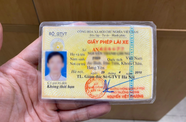 Vì sao phải đổi hơn 22 triệu giấy phép lái xe?