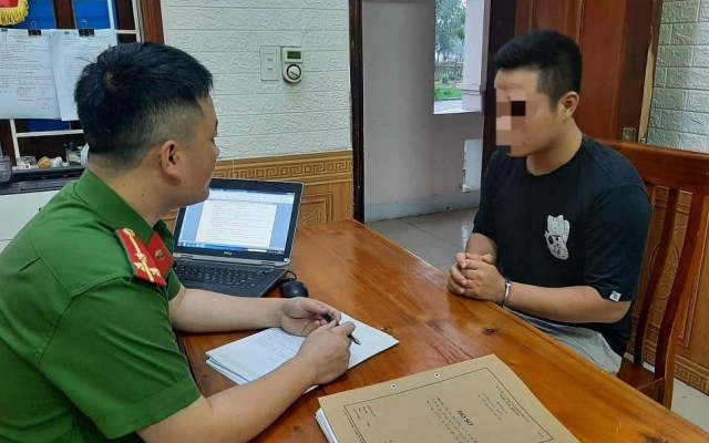 Đi xe biển giả, rồi lượn lờ trộm cắp... vẫn kh&ocirc;ng tho&aacute;t khỏi