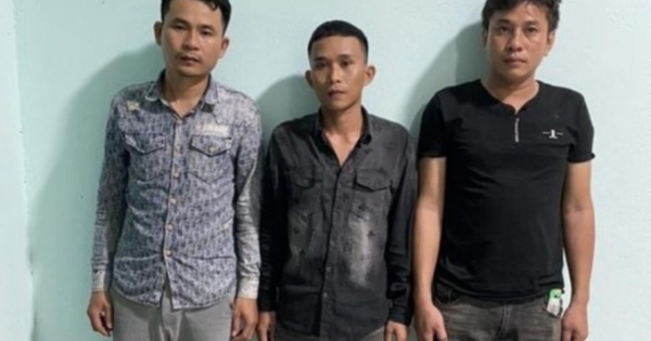 Mang súng và lựu đạn đi đòi nợ, bị công an bắt giữ