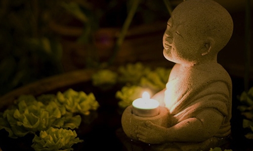 Vợ chồng gặp được nhau l&agrave; duy&ecirc;n nợ.