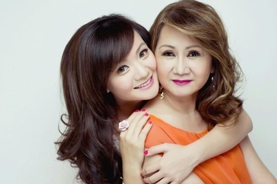 Được biết, Xu&acirc;n Mai hiện l&agrave; trụ cột kinh tế ch&iacute;nh trong gia đ&igrave;nh.