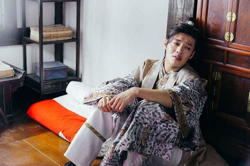 Người t&igrave;nh &aacute;nh trăng tập 12: IU từ chối lời cầu h&ocirc;n từ Lee Jun Ki