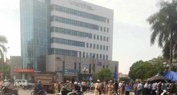 Vĩnh Phúc: Xe tải chở đất gây tai nạn, một người tử vong