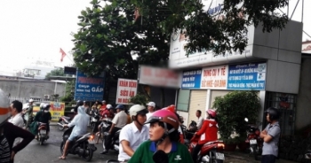 Cô gái 18 tuổi tố bác sĩ phụ khoa hiếp dâm: “Gia đình bạn trai hủy hôn, đòi lại 20 triệu đồng tiền lễ”