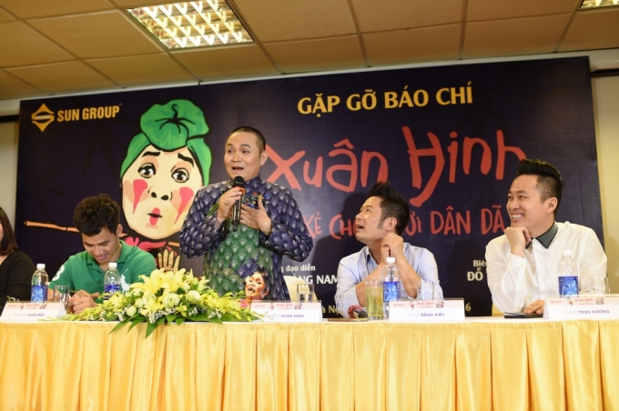 Vua h&agrave;i đất Bắc Xu&acirc;n Hinh.