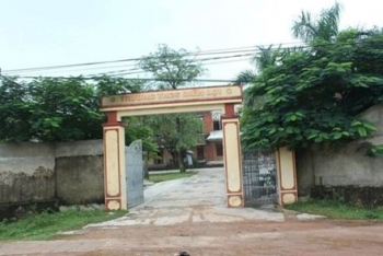 Giáo viên môn Văn dạy thay cho giáo viên môn Sinh, Hóa