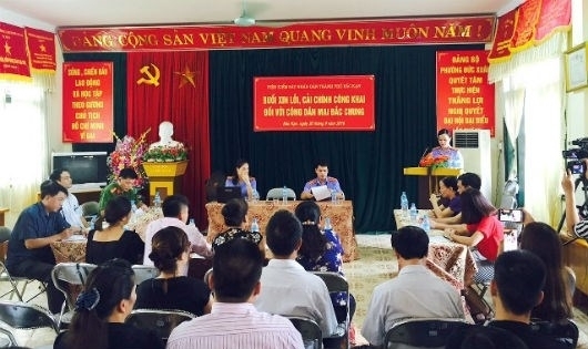 Cảm động vợ cán bộ 