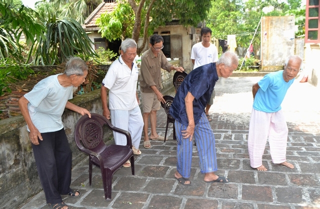 Cuộc sống th&uacute; vị của 5 anh em ruột đều gần trăm tuổi ở Hải Dương