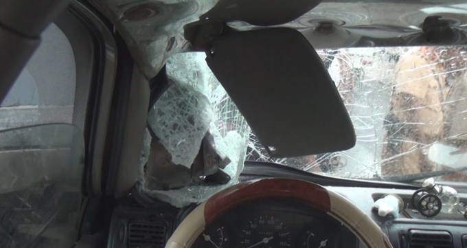 Xe &ocirc; t&ocirc; hư hỏng nặng.