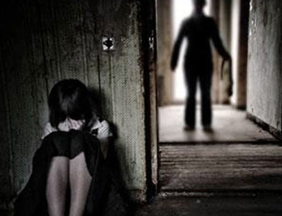 Dọa móc mắt nạn nhân để thỏa mãn thú tính