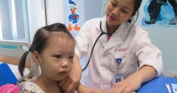 4 sai lầm của mẹ khiến trẻ tiêu chảy kéo dài