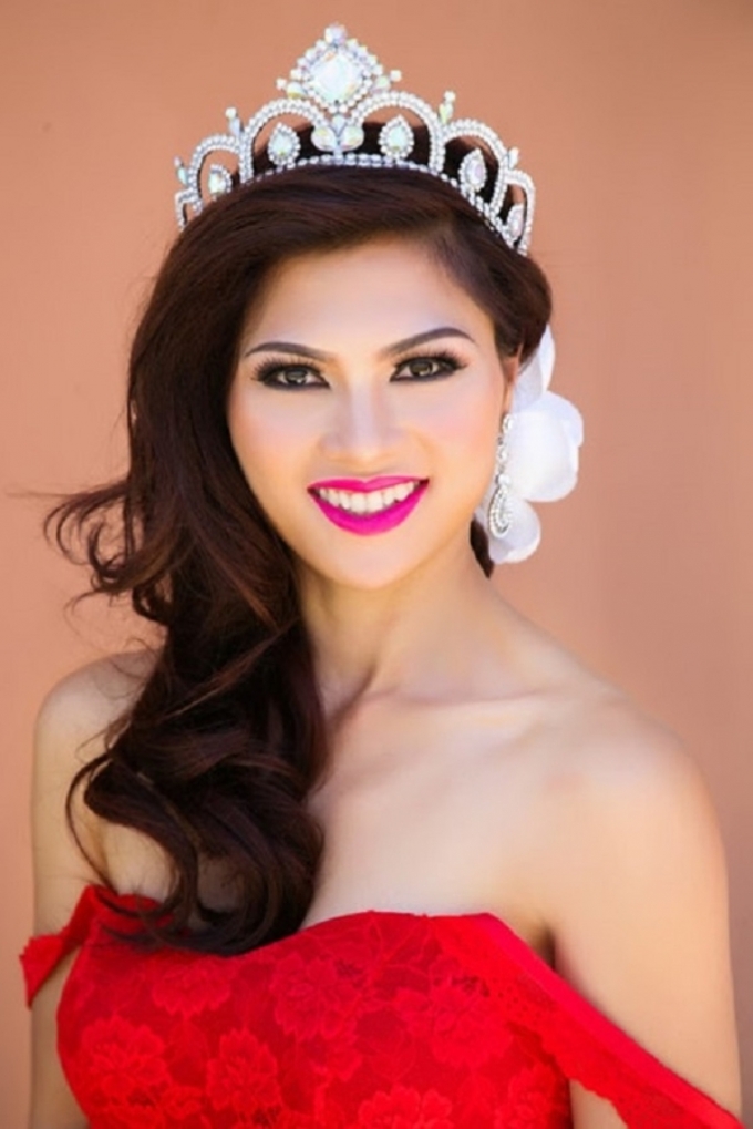 Vẻ đẹp rạng ngời của Phạm Thi&ecirc;n Trang.