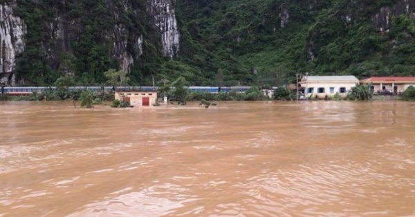 Mưa lũ khiến 9 người ở Quảng Bình, 3 người ở Hà Tĩnh tử vong