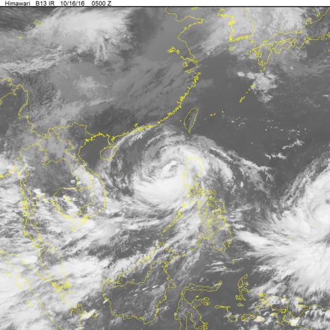 M&acirc;y vệ tinh cơn b&atilde;o số 7.
