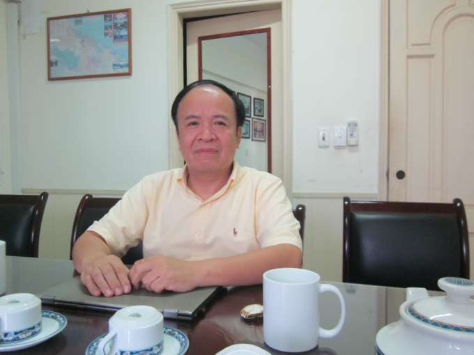 TS. Nguyễn &Aacute;i Việt.