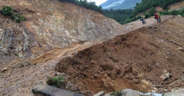 Quảng Bình: Chính quyền và nhân dân xã Cao Quảng khắc phục khó khăn sau cơn lũ quét