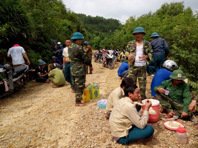 Giờ nghỉ giải lao giữa trưa.