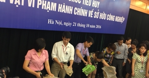 Tiêu hủy 2.349 tang vật vi phạm hành chính về sở hữu công nghệp