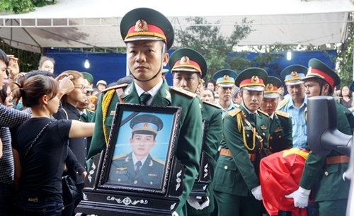 Thanh Hóa: Tiễn đưa phi công Nguyễn Văn Tùng về đất mẹ