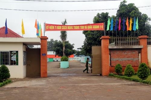 Trung t&acirc;m cai nghiện Đồng Nai hiện c&oacute; khoảng gần 1.500 học vi&ecirc;n. Đa số những người được đưa v&agrave;o trung t&acirc;m đều c&oacute; tiền &aacute;n, tiền sự v&agrave; bị bệnh HIV, lao, t&acirc;m thần&hellip;&nbsp;