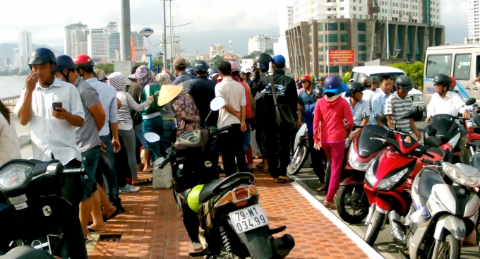 Cầu Trần Ph&uacute; nơi xảy ra vụ việc.