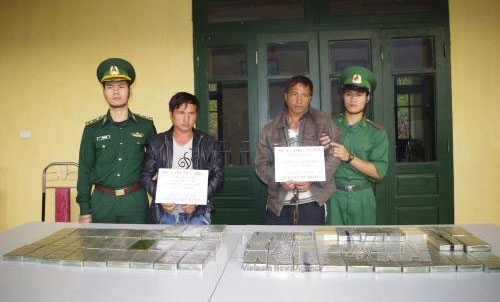 Thanh Hóa: Thưởng nóng 150 triệu đồng cho ban chuyên án phá vụ vận chuyển 69 bánh heroin