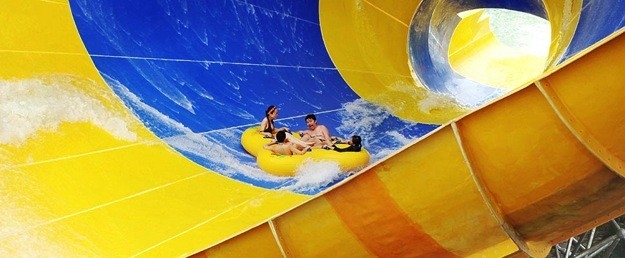 Những tr&ograve; chơi gia đ&igrave;nh cũng đầy th&uacute; vị v&agrave; tăng t&iacute;nh gắn kết.