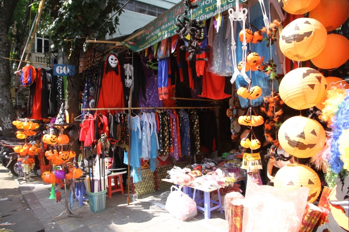 Một g&oacute;c phố H&agrave;ng M&atilde;.