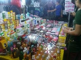 Hai mẹ con nhập viện vì tiêm thuốc làm trắng da