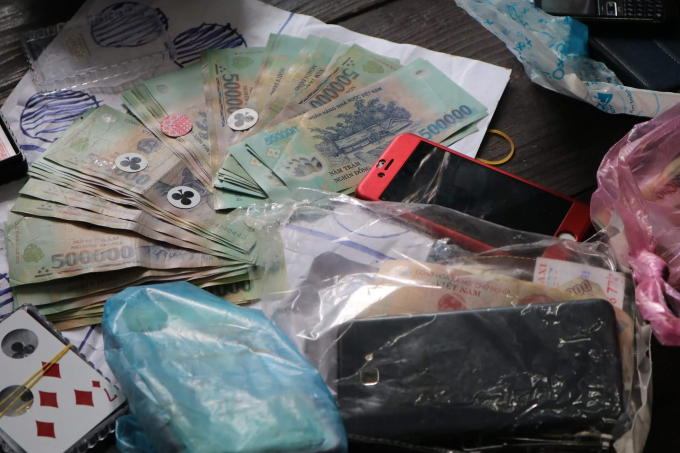 Tang vật thu giữ tại hiện trường.