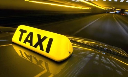 Tên nghiện ma tuý cướp xe taxi lĩnh án