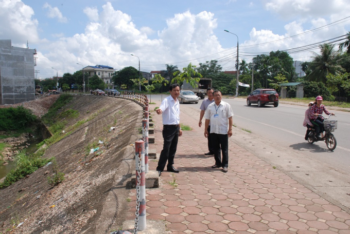 Dự &aacute;n năng cấp cải tạo tuyến đ&ecirc; Mỏ Bạch đ&atilde; ho&agrave;n th&agrave;nh đưa v&agrave;o sử dụng, chủ đầu tư thanh to&aacute;n tr&ecirc;n 5 tỷ đồng mặc d&ugrave; kh&ocirc;ng c&oacute; h&oacute;a đơn chứng từ.