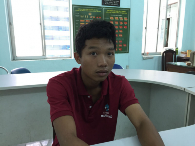 Nghi can Huỳnh Tuấn Khải tại cơ quan c&ocirc;ng an. (Ảnh: b&aacute;o Vietnamnet)