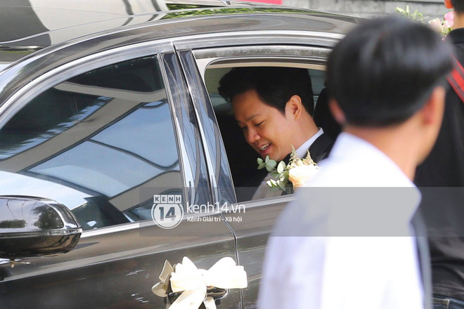 Gương mặt Trung T&iacute;n kh&ocirc;ng giấu được hạnh ph&uacute;c.