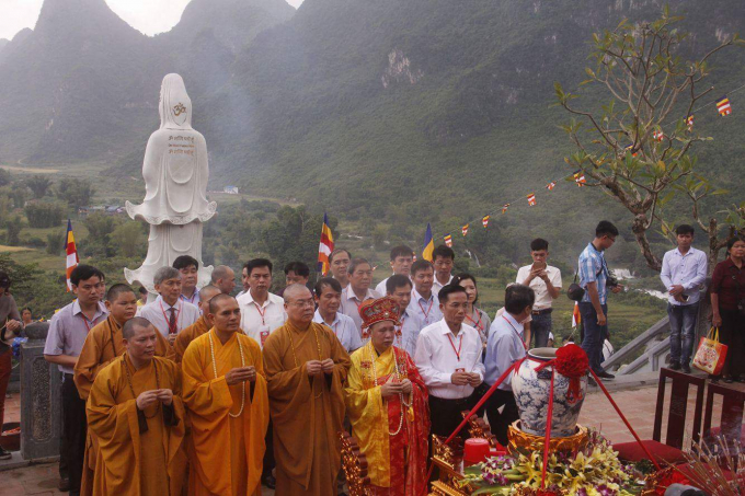 Cao Bằng: M&atilde;n nh&atilde;n với nghi thức rước
