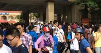 Thầy cô bị đánh, bị "đòi quà": Sự thật... thật tới đau lòng