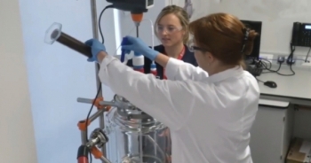 Dùng cà phê thay xăng chạy ô tô, xe máy