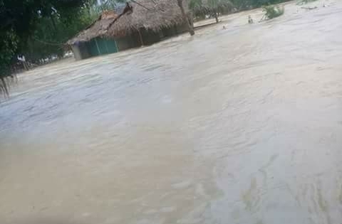 Thanh Hóa: Lũ dâng cao, nhiều xã miền núi bị cô lập